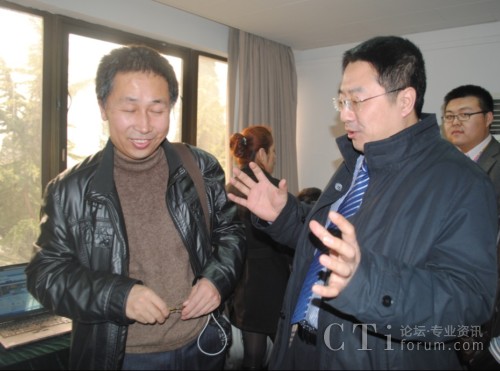 ��ҕ��ý�I(l��ng)�����څ��c�V늽�Q������ӑՓ