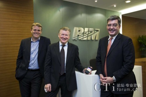 RIM��˾��̫�^(q��)�߼�������Urpo Karjalainen���� (�D��) �� RIM�Ї��^(q��)�����x������� (�D��) �� ��RIM�Ї��^(q��)�N�۸����ü恆̫�^(q��)���ϠI�N������Alex Lambeek���� (�D��)