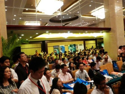 2009�Ї����H��ý�wҕӍ�߷�Փ���߮a(ch��n)Ʒչʾ��(hu��)�F(xi��n)��(ch��ng)