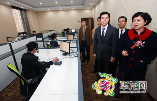 �ؑc�и����L(zh��ng)ͯСƽ����һ���������ˆT�˽��ؑc����С��I(y��)�C�Ϸ���(w��)ƽ�_(t��i)���P(gu��n)����